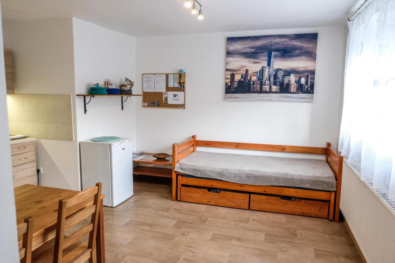 Alice Apartment *
