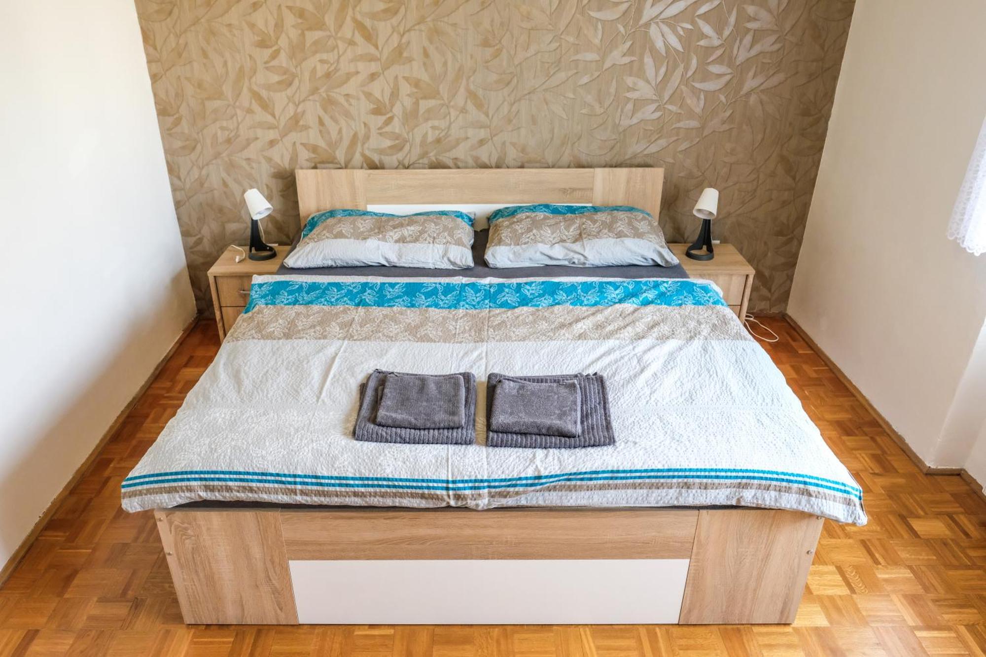 Alice Apartment *